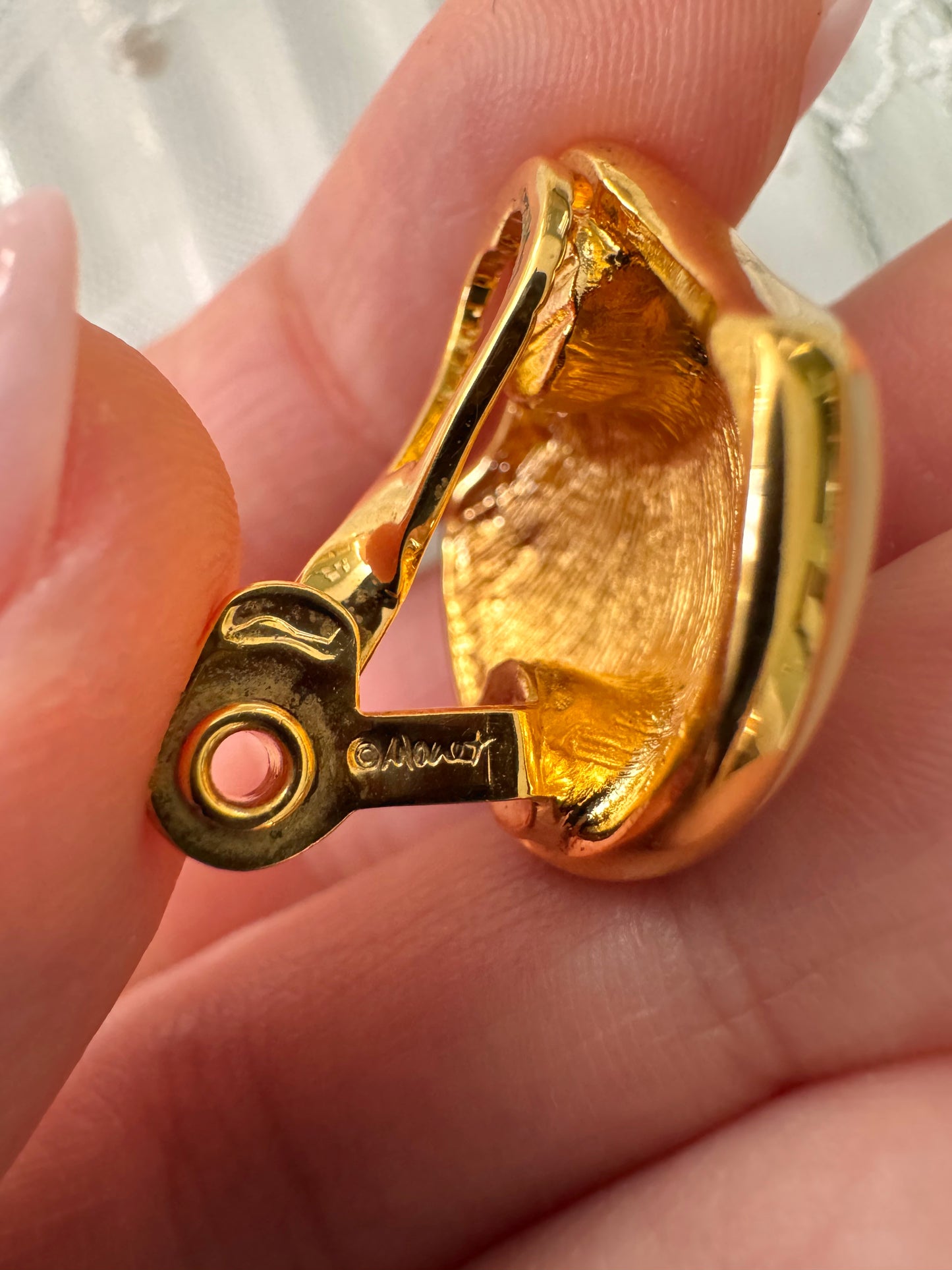 Vintage 1980 Signed Monet Clip On Earrings