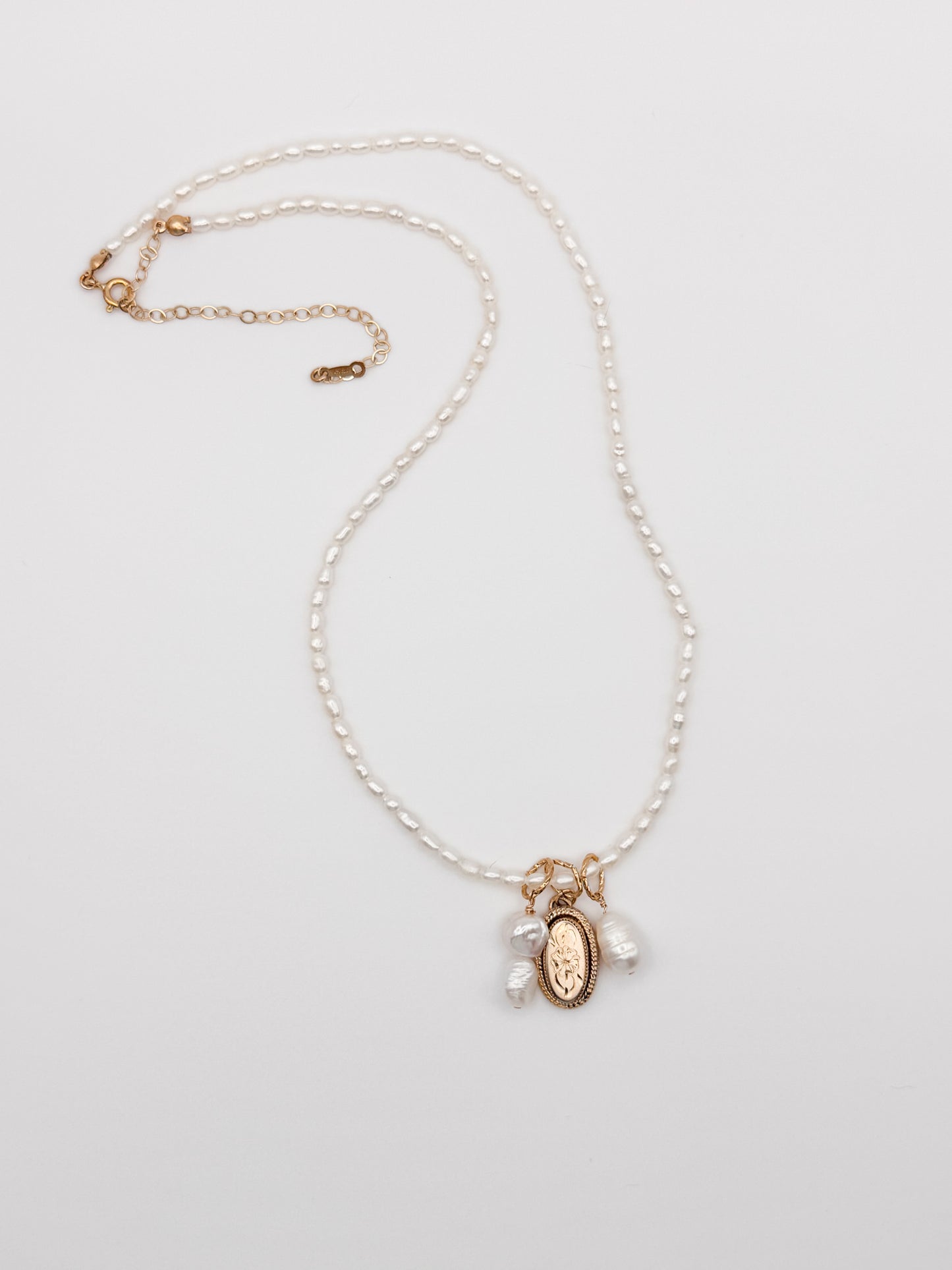 Pearls in the Parlour