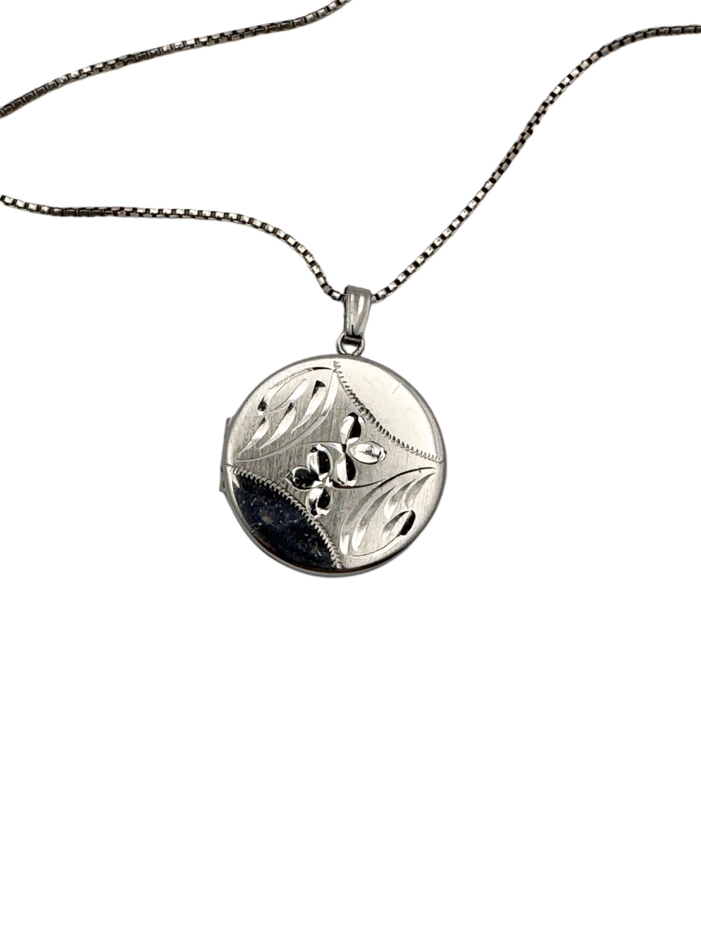 Vintage Sterling Silver Circular Floral Locket