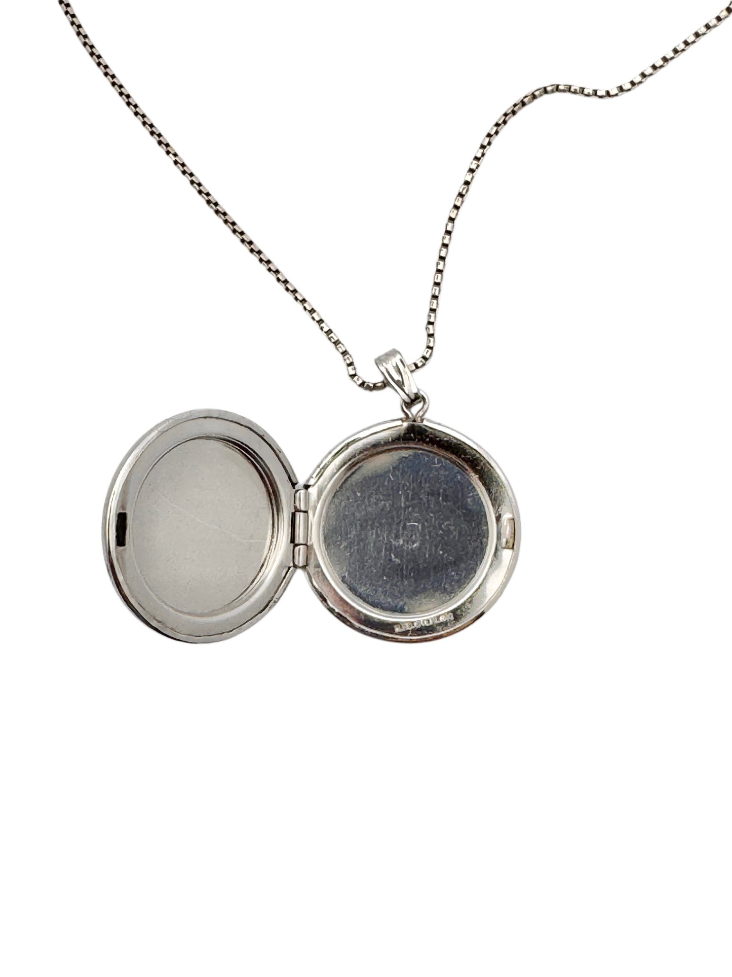 Vintage Sterling Silver Circular Floral Locket