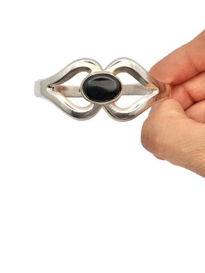 Vintage Black Onyx Mexico Sterling Silver Bangle