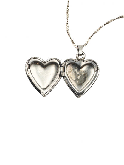 Vintage Heart Locket | Sterling Silver | Shooting Stars | Twisted Chain