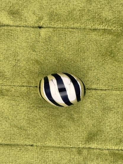 Vintage Sterling Silver Black Enamel Dome Ring | Zebra Statement Ring | Art Deco Size 6