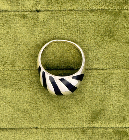 Vintage Sterling Silver Black Enamel Dome Ring | Zebra Statement Ring | Art Deco Size 6