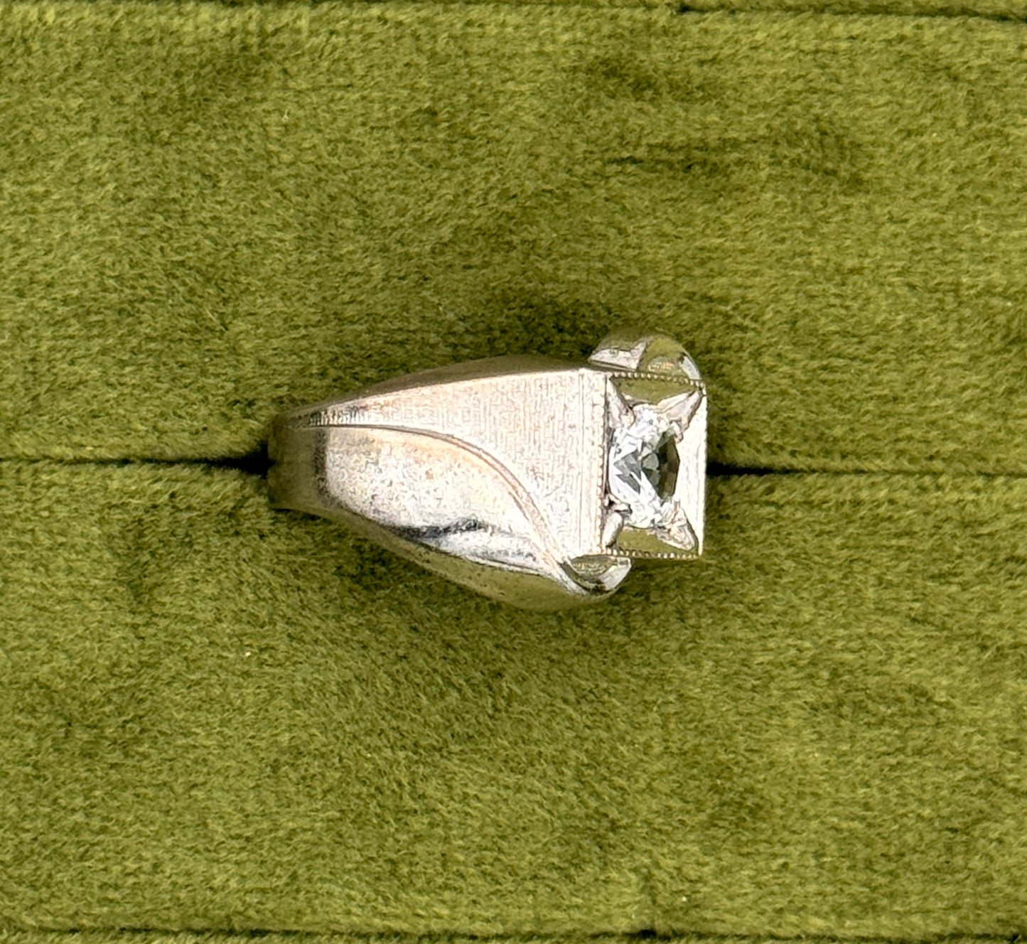 Vintage Sterling Silver Cubic Zirconia Ring
