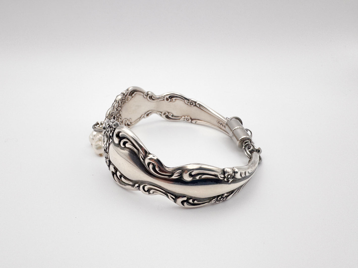 1967 Vintage Spoon Pearl Charm Bracelet